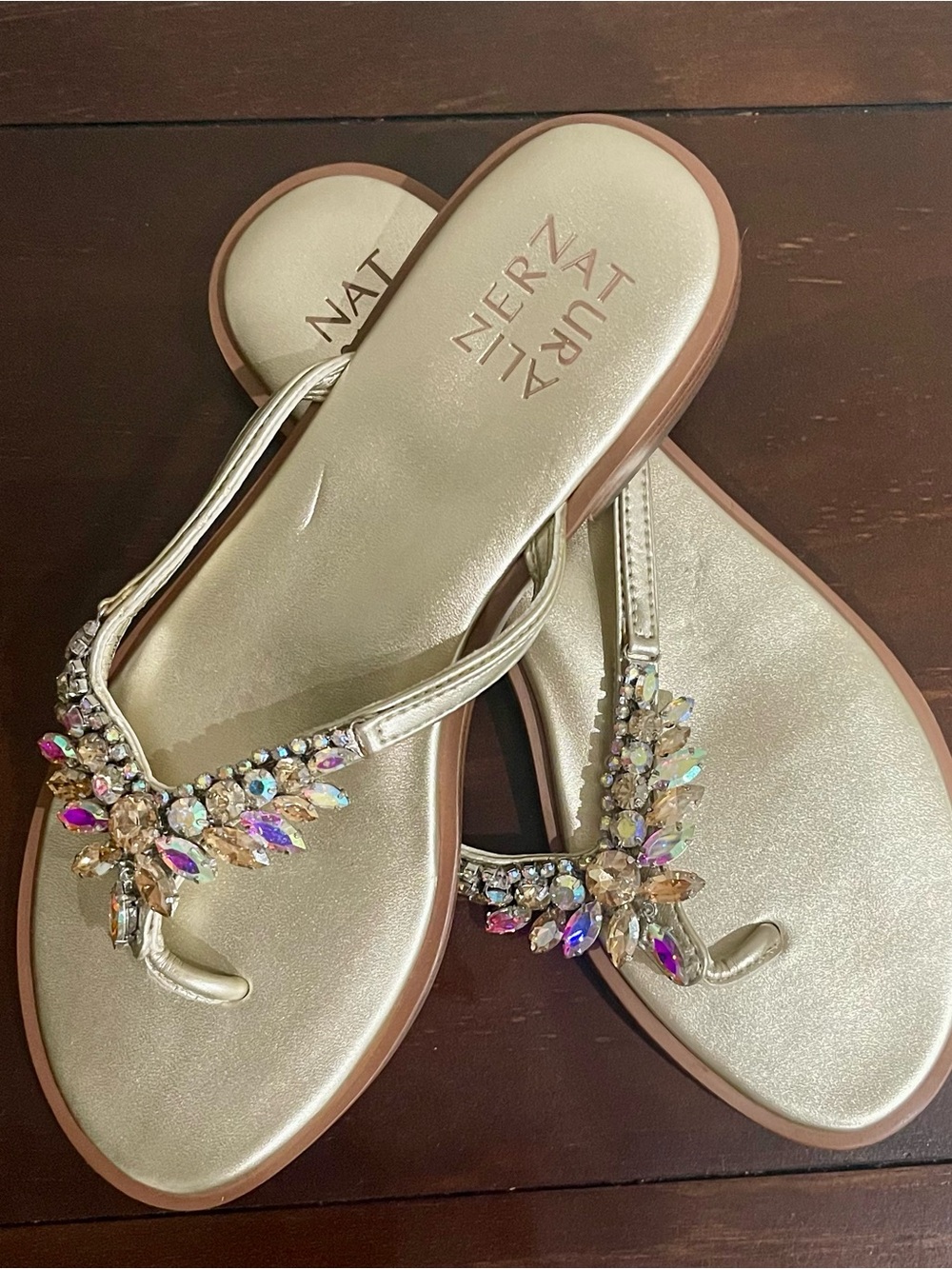 Naturalizer Gold Jeweled T-Strap Sandals Size 7. Never worn.